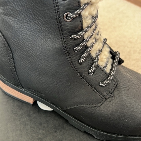 Sorel Emelie Genuine Shearling Short Lace-Up Boot (Women) - Picture 5 of 12